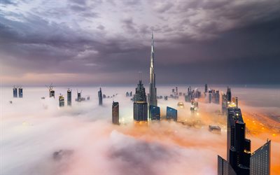 Burj Khalifa, gece, Gökdelen, Bulutlar, Duman, Dubai, Birleşik Arap Emirlikleri