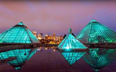 conservatorio muttart, vidrieras, puntos de referencia de edmonton, arquitectura moderna, ciudades canadienses, edmonton, canadá, paisaje urbano de edmonton