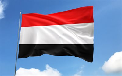 drapeau yéménite sur mât, 4k, pays asiatiques, ciel bleu, drapeau du yémen, drapeaux de satin ondulés, drapeau yéménite, symboles nationaux yéménites, mât avec des drapeaux, jour du yémen, asie, yémen