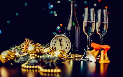 4k, feliz ano novo, meia noite, copos de champanhe, relógio da meia noite, véspera de ano novo, bolas de natal douradas, champanhe