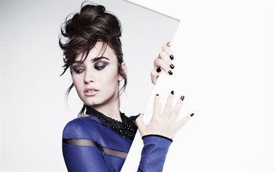 Demi Lovato, la cantante estadounidense, vertical, vestido azul, sesión de fotos, estrellas americanas