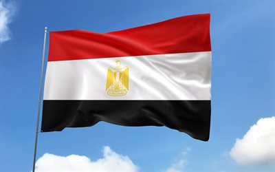 egyptens flagga på flaggstången, 4k, afrikanska länder, blå himmel, egyptens flagga, vågiga satinflaggor, egyptisk flagga, egyptiska nationella symboler, flaggstång med flaggor, egyptens dag, afrika, egypten