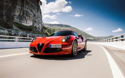 la carretera, la velocidad, la de 2016, el Alfa Romeo 4C, coupe, en movimiento, rojo Alfa Romeo