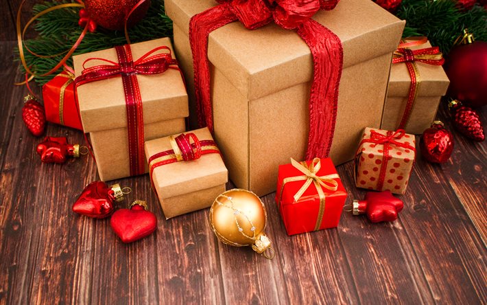 braune geschenkboxen, 4k, rote schleifen, frohes neues jahr, weihnachtsdekorationen, weihnachten, rote weihnachtskugeln, weihnachtsgeschenke, geschenkbox, geschenke