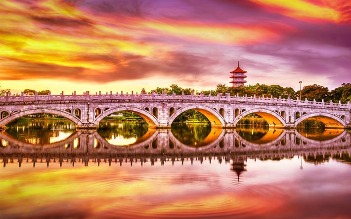 coucher de soleil, pont, Chinois château, pont de pierre, à Singapour, Jardin Chinois