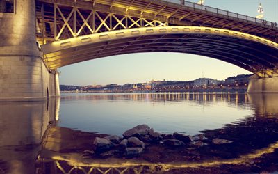 Hungría, Budapest, puente, noche, río