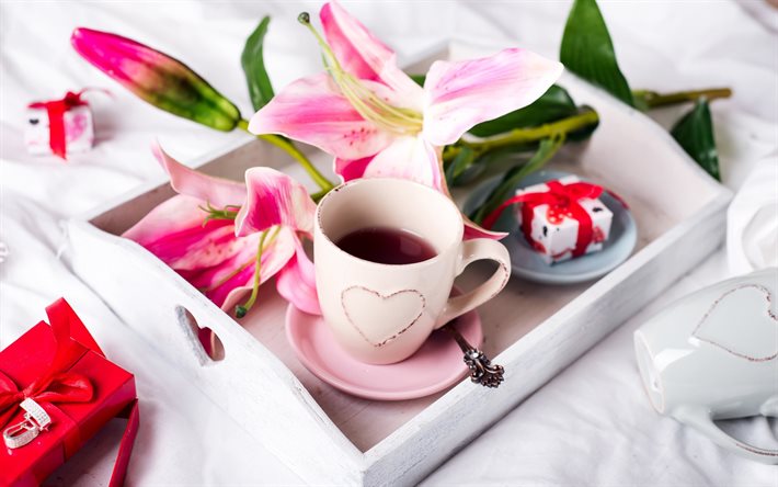 낭만적인 아침 식사, 침대에서 커피 한 잔, 마음이 담긴 컵, 낭만적인 선물, 사랑 개념, 빨간 선물 상자, 사랑 배경