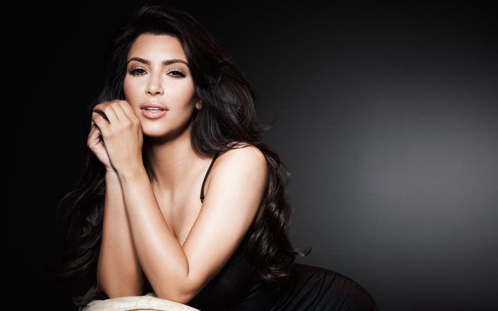 2015, al oeste de la cubierta, kim kardashian, la revista de las celebridades, morena
