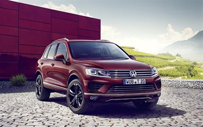 les voitures de luxe, 2016, Volkswagen Touareg, Direction de l'Édition, de Vus, de couleur marron, touareg
