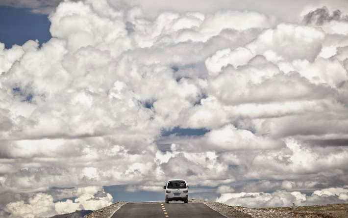 le ciel, la voiture, des nuages, de la piste, horizon