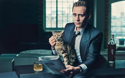 Tom Hiddleston, l'attore, ragazzi, il gatto, la Rosa, celebrità