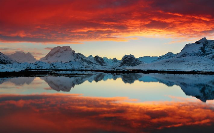 las montañas, la nieve, el agua, puesta de sol, resplandor, lofoten, noruega