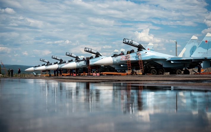 chasseurs russes su-30 cm, le terrain d'aviation de chasse, des avions militaires