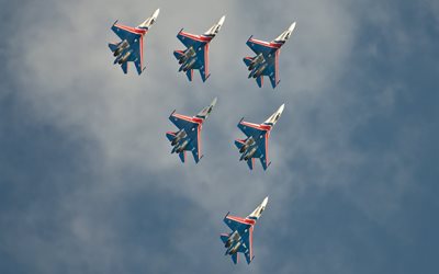 russe chevaliers, équipe de voltige aérienne, su-27, maks 2015, la force aérienne russe