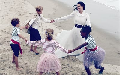 الممثلة, مدير, أنجلينا جولي, التقطت الصور, الأطفال, رواج, الشاطئ, 2015