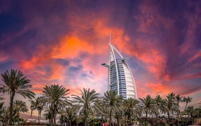 4k, burj al arab, dubaï, jumeirah, le soir, le coucher du soleil, les palmiers, l hôtel, le point de repère de dubaï, les émirats arabes unis, le paysage urbain de dubaï