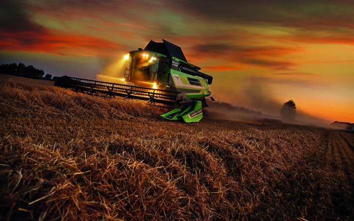 ドゥーツファール c9306 ts, コンバインハーベスター, 2022年のコンバイン, ストロー, 小麦の収穫, フィールドの収穫機, 収穫の概念, グリーンコンバイン, 農業の概念, ドイツファール