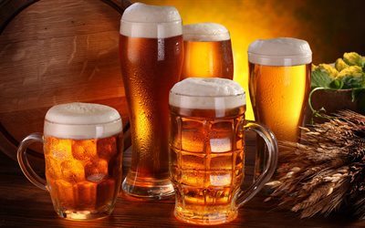 birra diversa, calici di vetro con birra, luppolo, tipo di birra, birra chiara, bicchieri di diverse altezze, birra, sfondo con birra, concetti di birra