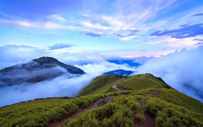 las montañas, las nubes, la parte superior, nantou, taiwán