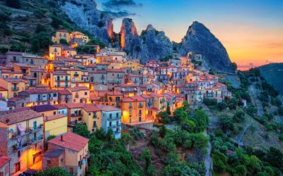 कास्टेल्मेज़ानो, 4k, सूर्यास्त, इतालवी शहर, सुंदर प्रकृति, शहरों को, इटली, यूरोप, castelmezzano cityscape