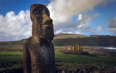 ahu tongariki, rapa nui, quinze moai de pé, ilha de páscoa, estátuas, marco, rapa nui national park