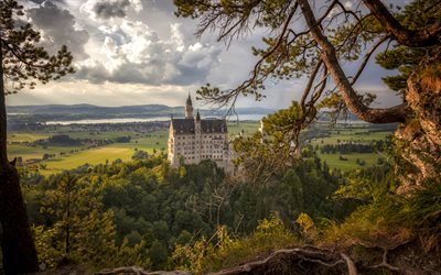 قلعة نويشفانشتاين, القلعة القديمة, قلعة رومانسية, شلوس نويشفانشتاين, جبال الألب, القلاع الألمانية, hohenschwangau, ألمانيا