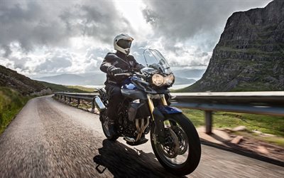 la moto de 2015, el triunfo, la carretera, la tiger 800
