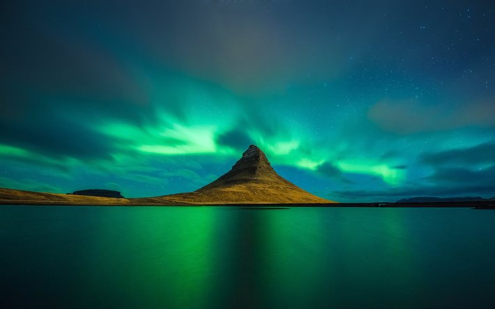 noite, luzes do norte, montanhas, kirkjufell, islândia, aurora boreal
