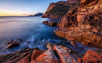 australia, el rock, la costa de tasmania