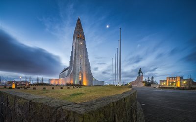 la noche, la luna, las luces, hallgrímskirkja, reykjavik, islandia, iglesia hallgrimskirkja