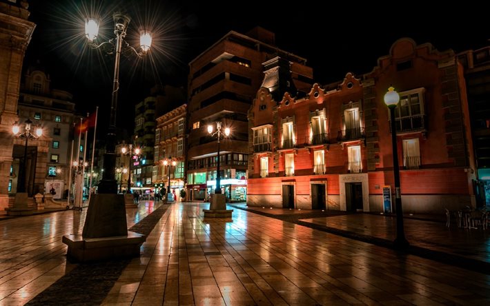 Cartagena, la nuit, les rues vides, Murcie, Espagne