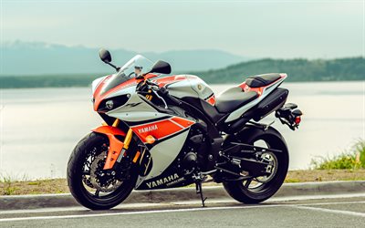 2023, yamaha yzf r1, vista laterale, esterno, motocicletta da corsa, yzf r1 nero e arancione, bicine sportive giapponesi, yamaha