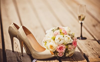 結婚, 花嫁のブーケ, シャンパン, 靴, バラの花束, 結婚式の花束, ブーケのバラの花
