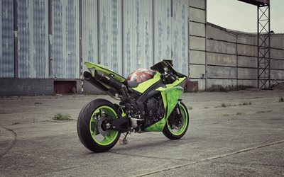 yamaha motos sportives, la Yamaha yzf-R1