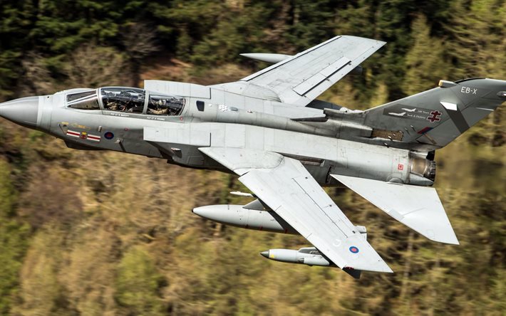 Panavia Tornado, Tornado GR4, avión de caza-bombardero, avión militar, vuelo