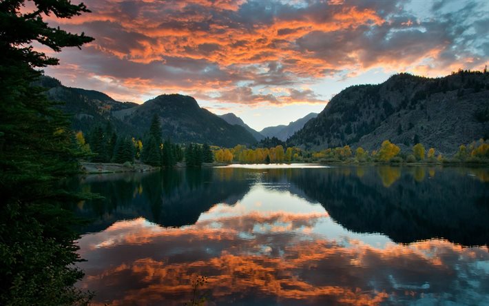 nuages rouges, le lac, coucher de soleil, beauté de la nature