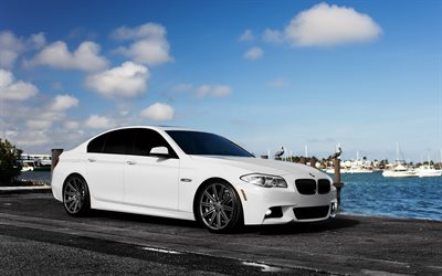los sedanes, 2015, BMW M5 F10, serie 5, terraplén, bmw blanco