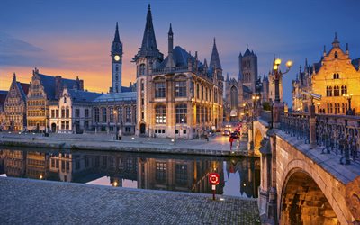de noche, el puente, la arquitectura antigua, Gante, Flandes, Bélgica