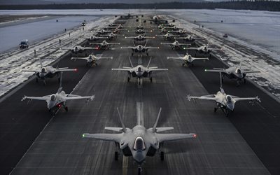 a lockheed martin f-35 lightning, general dynamics f-16 fighting falcon, usaf, área de decolagem, aviões de combate, f-35, f-16, aeronaves militares