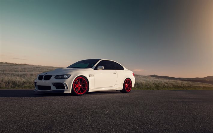 Vorsteiner, la optimización, el BMW M3 E92, coupe, ruedas de rojo, blanco bmw