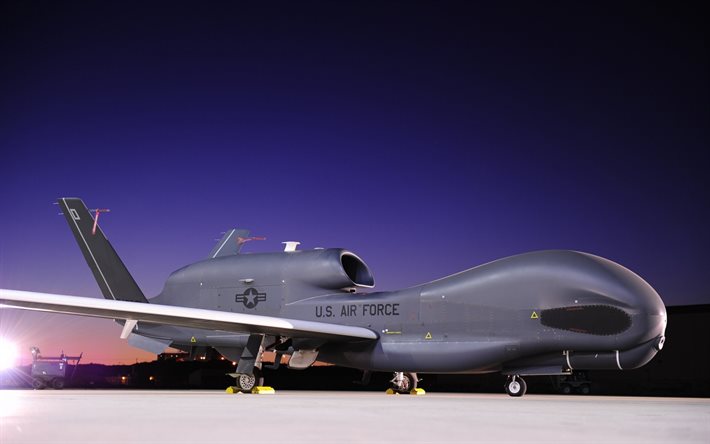 شركة نورثروب غرومان, الطائرات بدون طيار rq-4, الطائرات بدون طيار, القوات الجوية الأمريكية