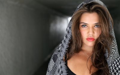 danielle campbell, american actress