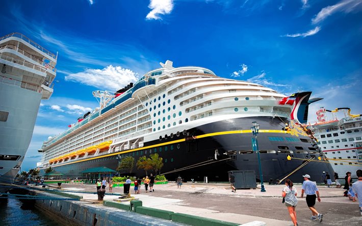 bahamas, nassau, cruise liner, walt disney