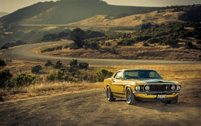 les muscle cars, le désert, la route, la Ford Mustang Boss 302, coucher de soleil, jaune mustang