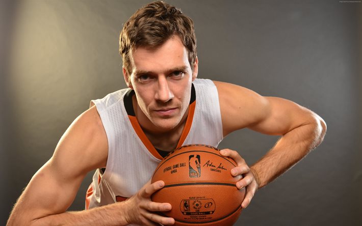 Goran Dragic, basketball, NBA, Miami Heat, balls