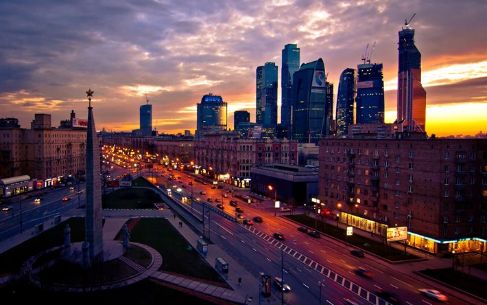 Moskova, gökdelenler, iş merkezi, Moskova Şehir, Gün batımı, akşam, Rusya