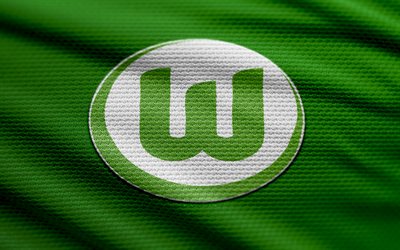vfl wolfsburg fabricロゴ, 4k, 緑の生地の背景, ブンデスリーガ, ボケ, サッカー, vfl wolfsburgのロゴ, フットボール, vfl wolfsburg emblem, vfl wolfsburg, ドイツのフットボールクラブ, ヴォルフスバーグfc