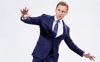 tom hiddleston, killar, kändisar, grå kostym, skådespelare