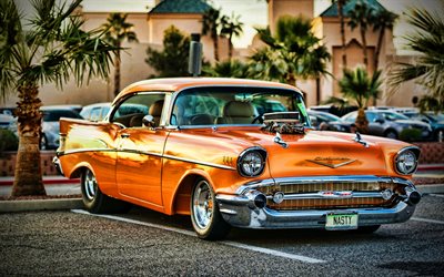 chevrolet bel air, parcheggio, auto del 1957, hdr, auto retrò, chevrolet bel air arancione, 1957 chevrolet bel air, auto americane, chevrolet