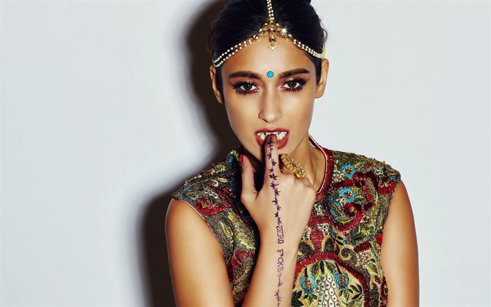 ileana dcruz, indische schauspielerin, sari, schönheit, bollywood